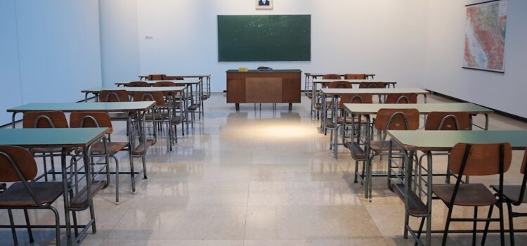 Returning to School After Serious Illness or Surgery: A Parent’s Guide Returning to School After Serious Illness or Surgery: A Parent’s Guide